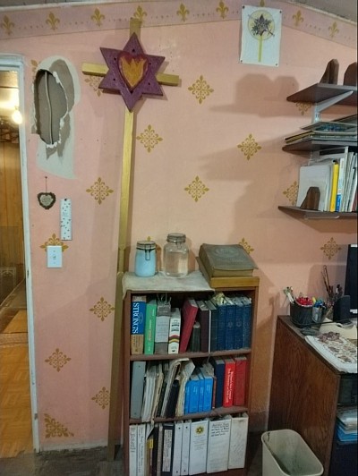 prayer chapel with Sacred Scepter Cross of King Meshiah Alfred Charles Bruner